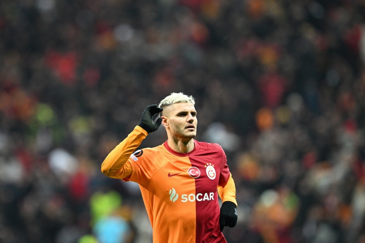 伊卡尔迪经纪人：如果12月仍未获续约报价，将考虑离开加拉塔萨雷