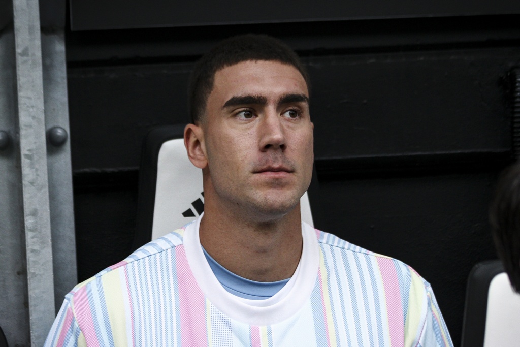 法尔克：热刺等英超球队有意弗拉霍维奇，拜仁的兴趣已经变淡