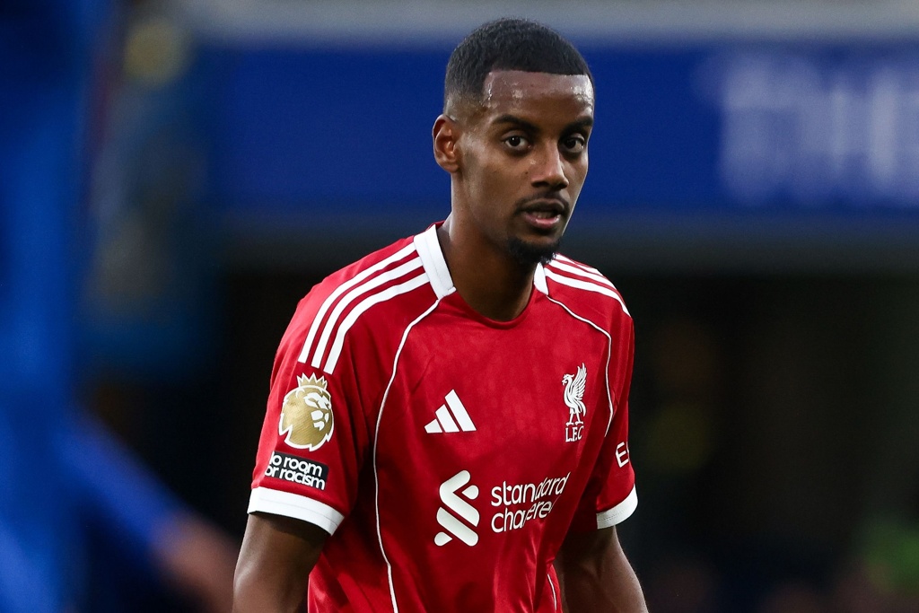 卡拉格：利物浦花那么多钱买两个前锋，不知道要如何安排一起上场